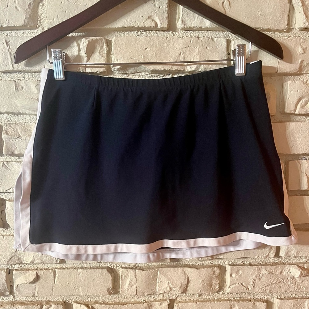 Nike Dri-Fit Navy Blue Athletic Tennis Skirt
Skort